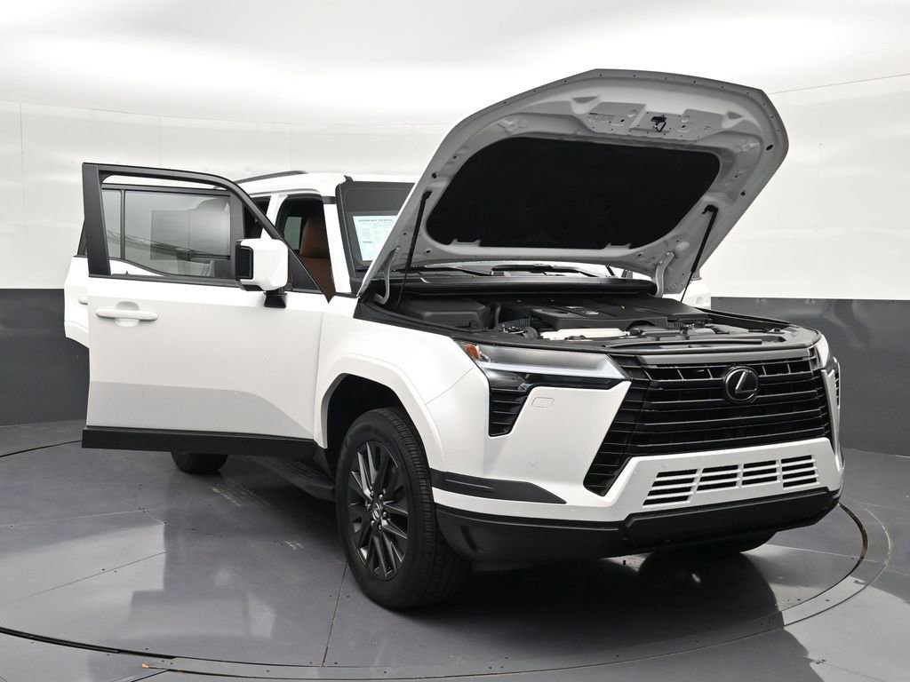Used 2024 Lexus GX 550 w/ Cold Area Package AWD/4WD image 41