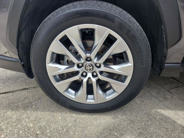 Certified 2023 Toyota RAV4 XLE Premium FWD image 38