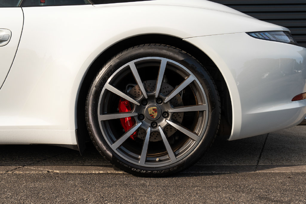 Used 2013 Porsche 911 Carrera S RWD image 14