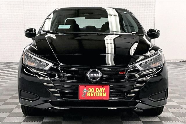 New 2025 Nissan Versa SR w/ Trunk Package image 16