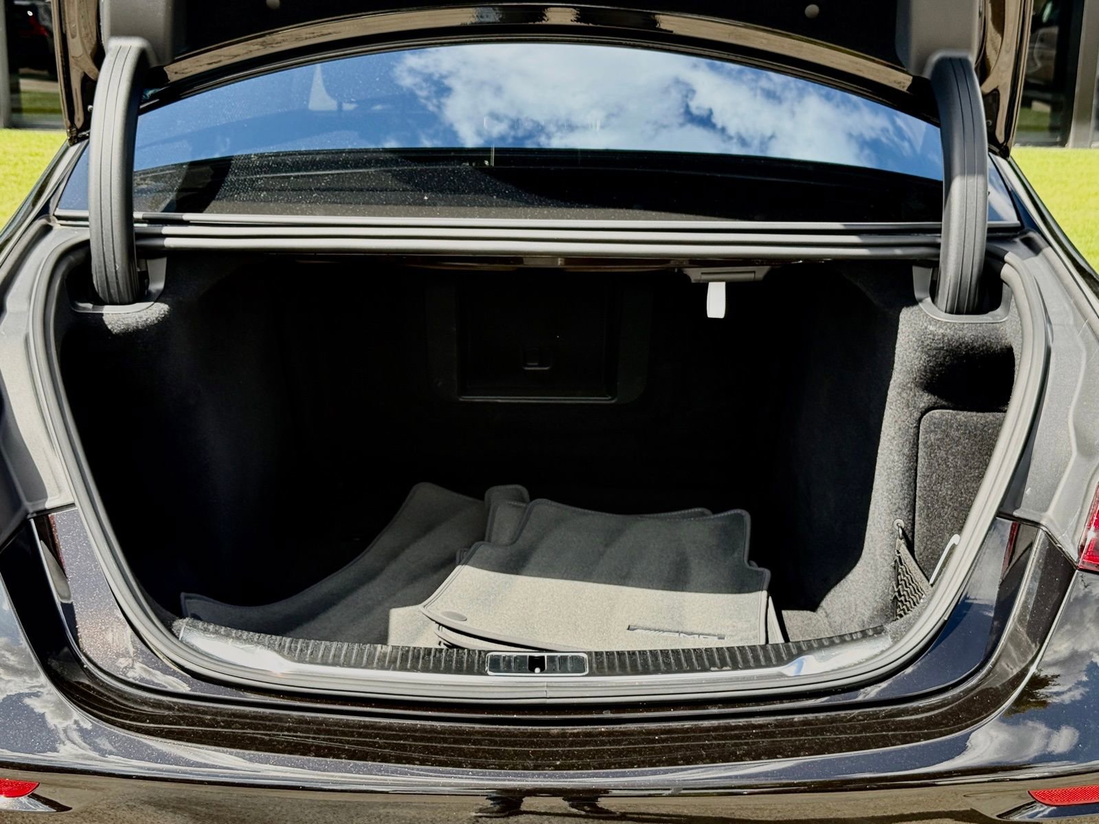 Used 2023 Mercedes-Benz S 500 4MATIC image 17