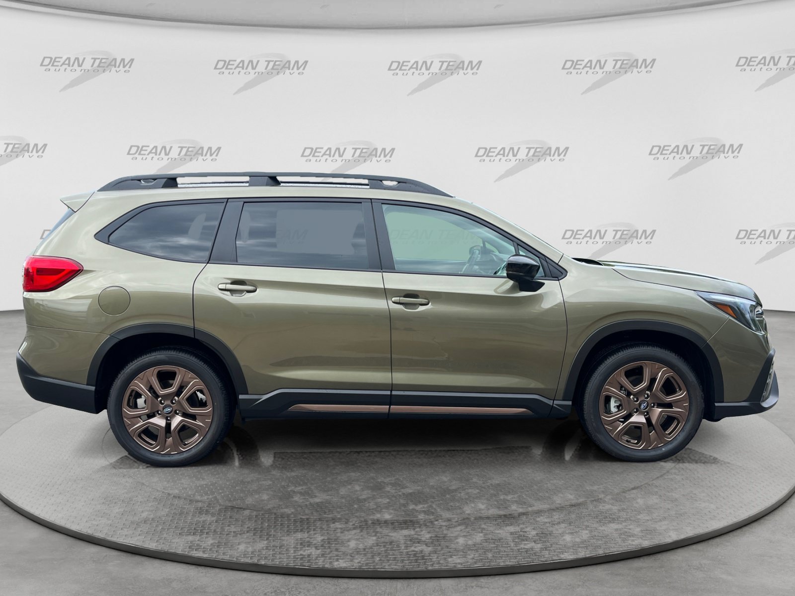 Certified 2026 Subaru Ascent Limited Bronze AWD/4WD image 8