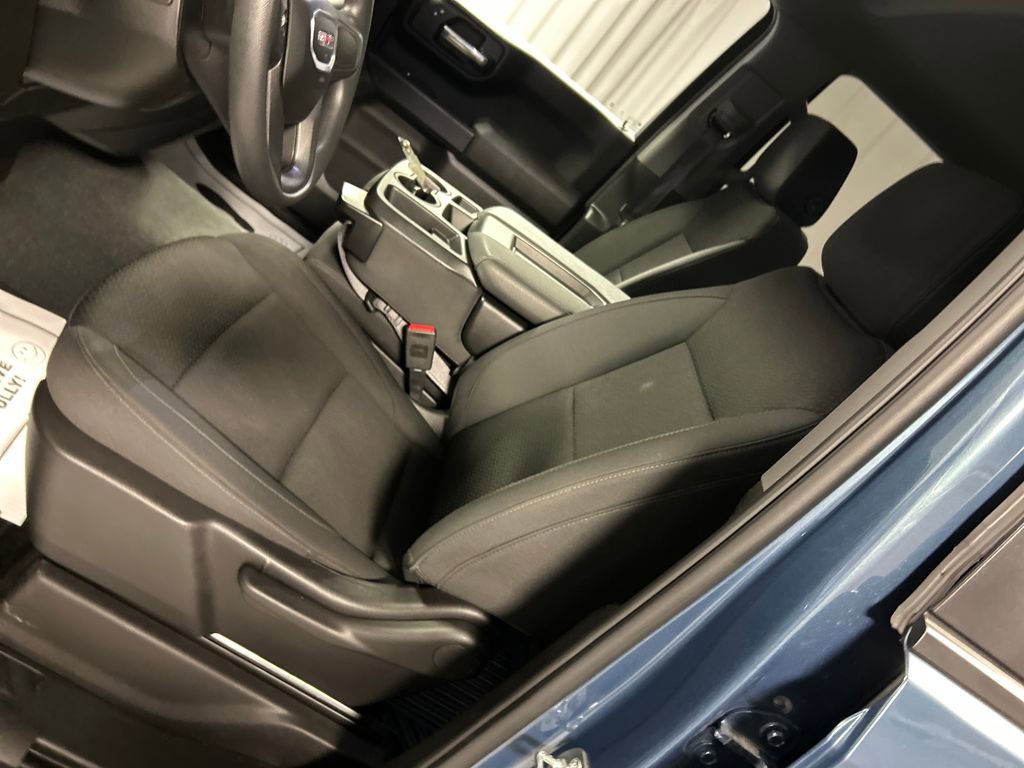 Used 2024 GMC Sierra 1500 Pro w/ Graphite Edition AWD/4WD image 12