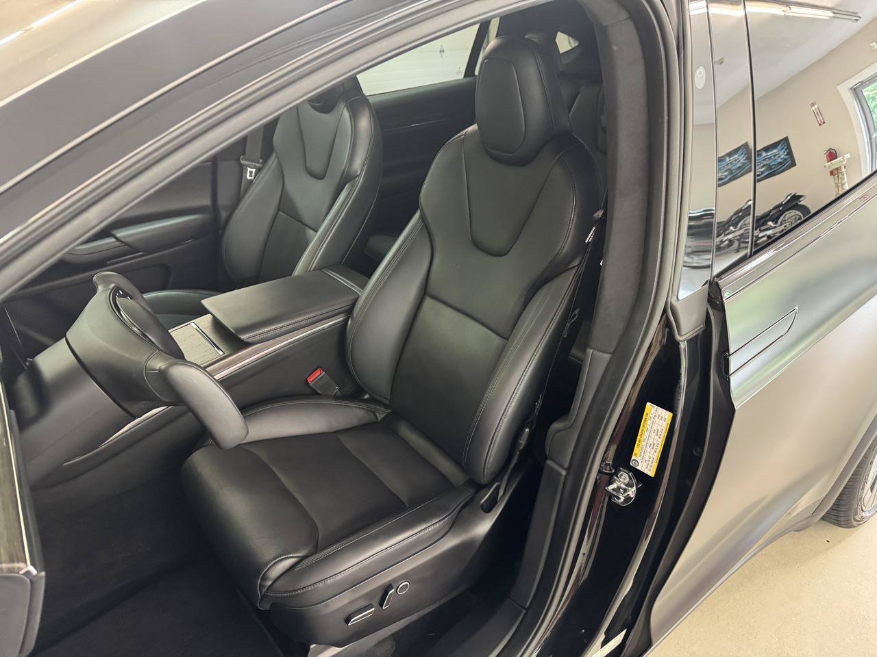 Used 2022 Tesla Model X AWD/4WD image 7