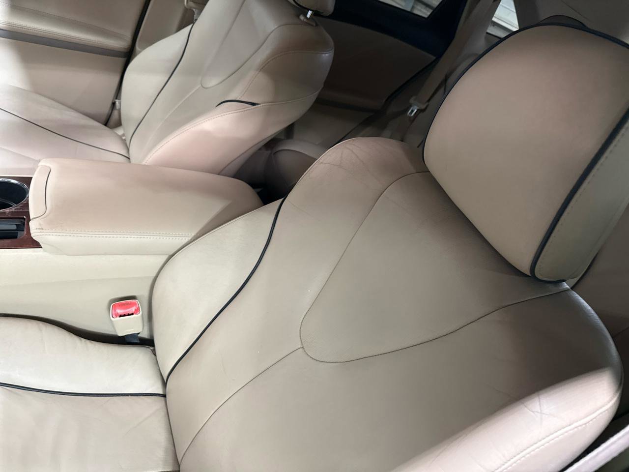 Used 2009 Toyota Venza image 40