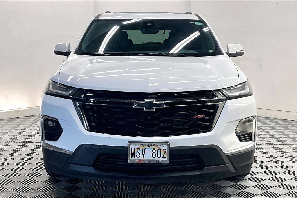 Used 2023 Chevrolet Traverse RS w/ LPO, Floor Liner Package AWD/4WD image 2