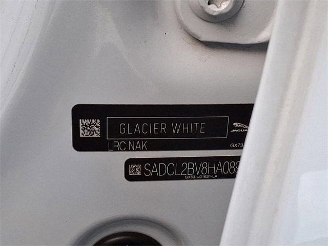 Used 2017 Jaguar F-PACE R-Sport image 28