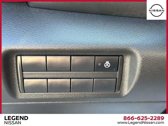 Used 2023 Nissan Kicks SR w/ SR Premium Package image 21