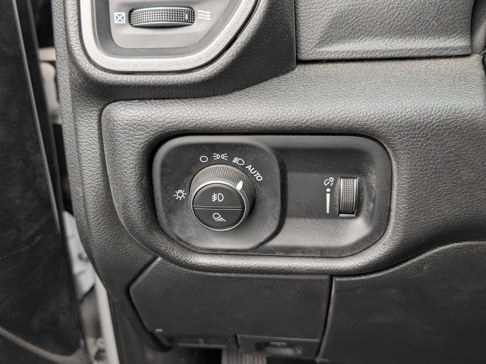 New 2025 RAM 2500 Tradesman AWD/4WD image 17