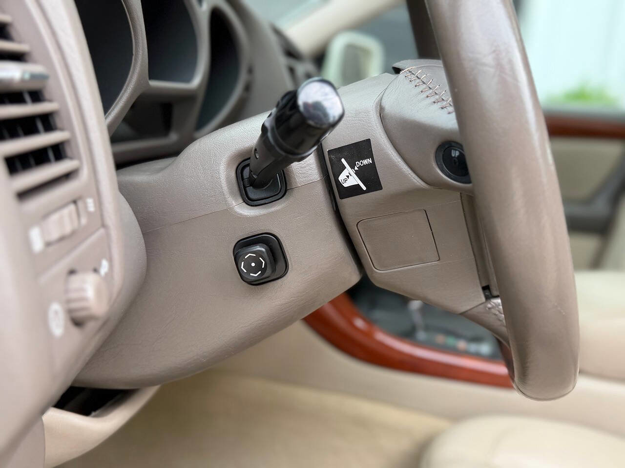 Used 1999 Lexus GS 400 RWD image 86