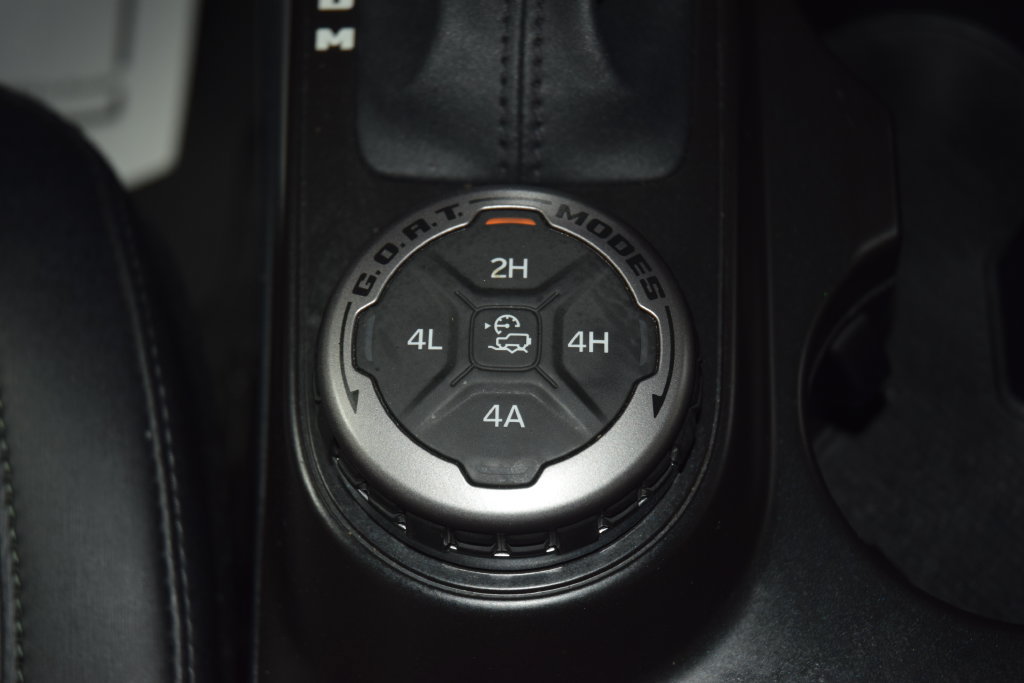 Used 2024 Ford Bronco Everglades AWD/4WD image 36