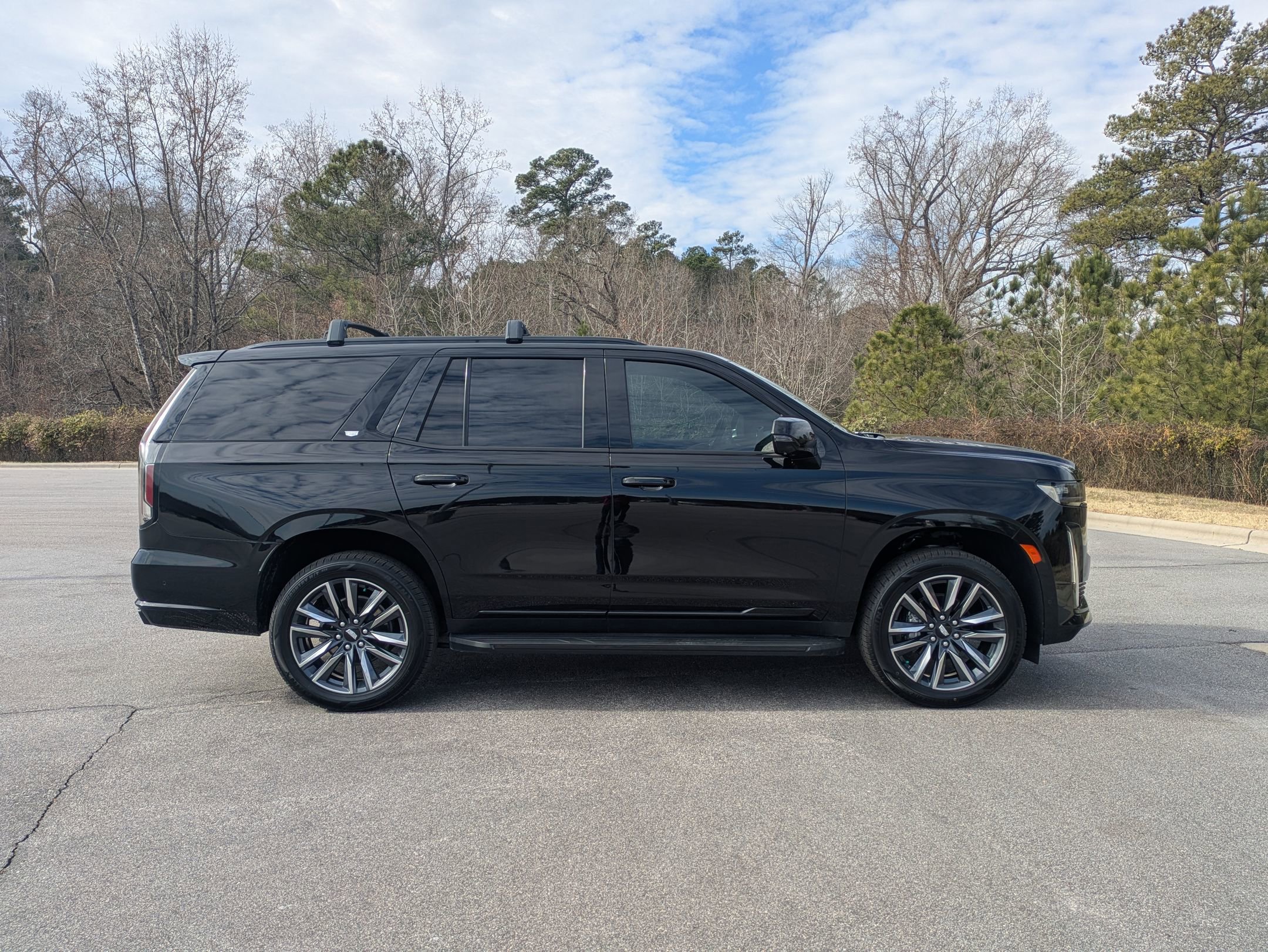 Used 2021 Cadillac Escalade Sport w/ Driver Assist Tech Package image 4
