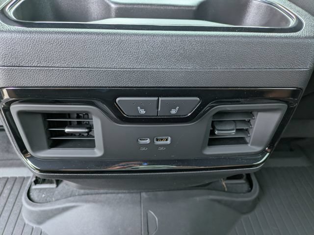 New 2026 GMC Sierra 1500 AT4 w/ AT4 Premium Package AWD/4WD image 16