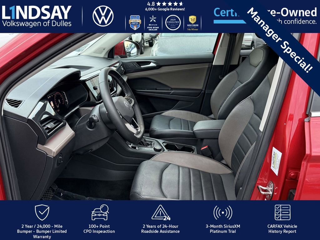 Certified 2022 Volkswagen Taos SEL w/ Panoramic Sunroof Package image 11