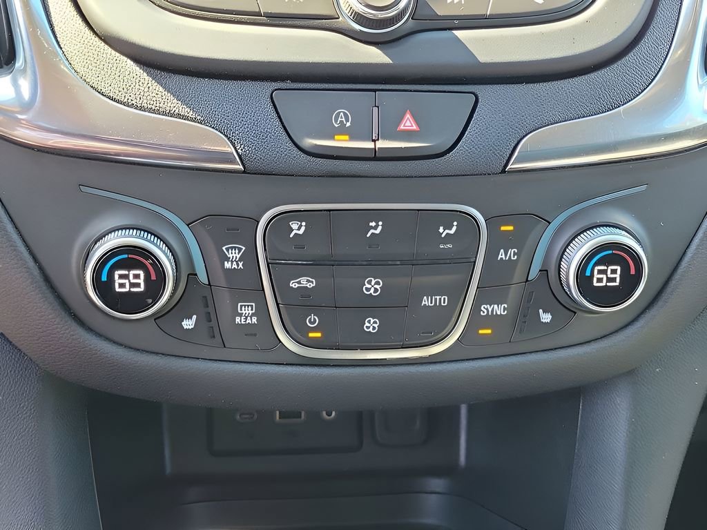 Used 2024 Chevrolet Equinox LT image 23