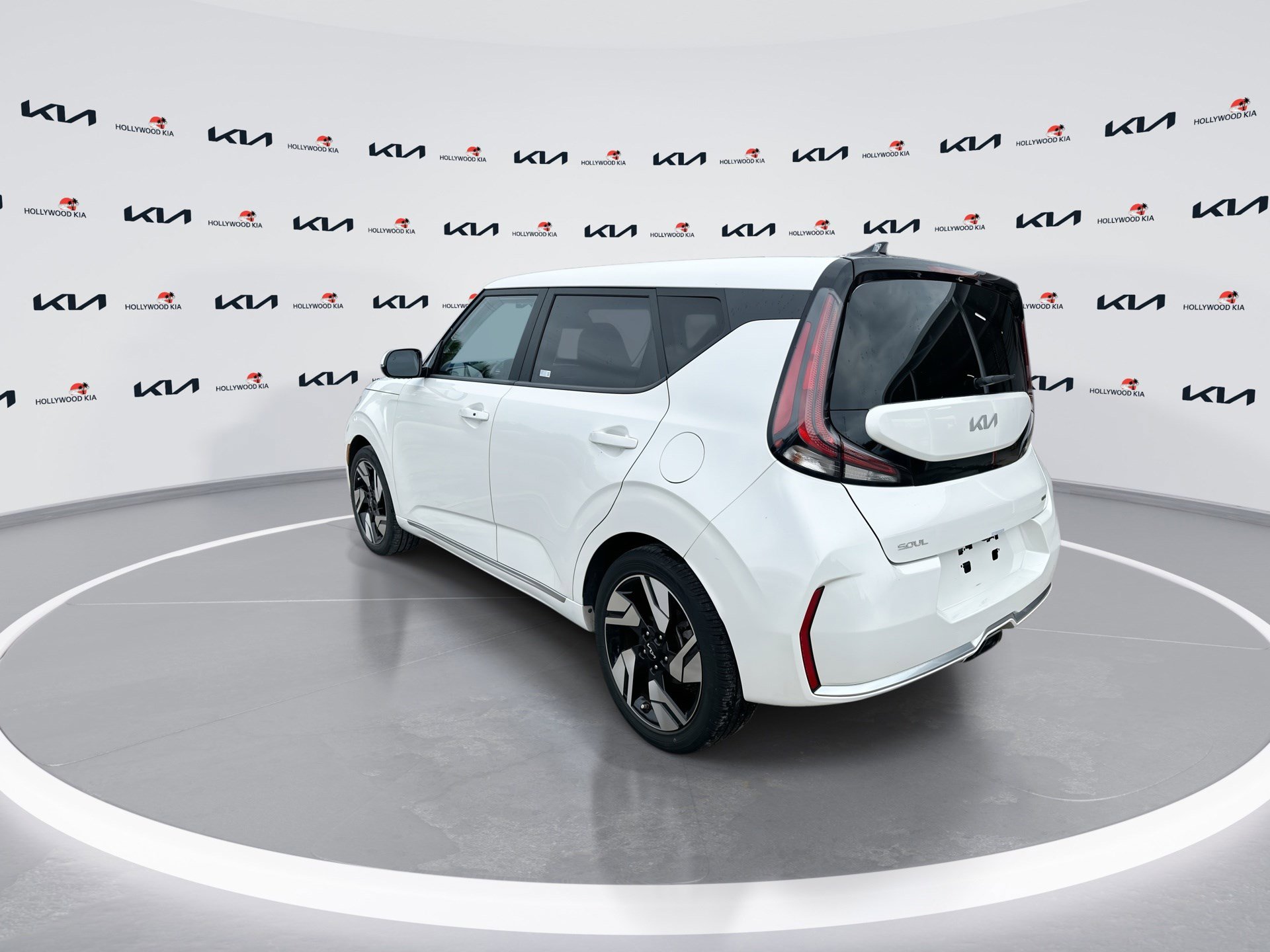 Certified 2024 Kia Soul GT-Line FWD image 6