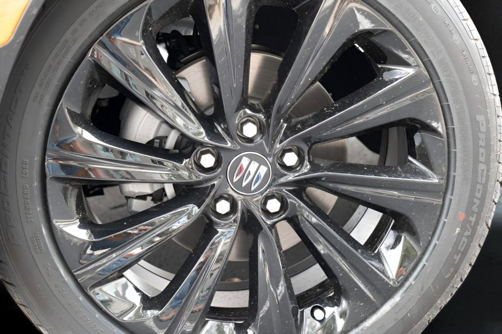 New 2026 Buick Envista Sport Touring w/ Convenience I Package image 2