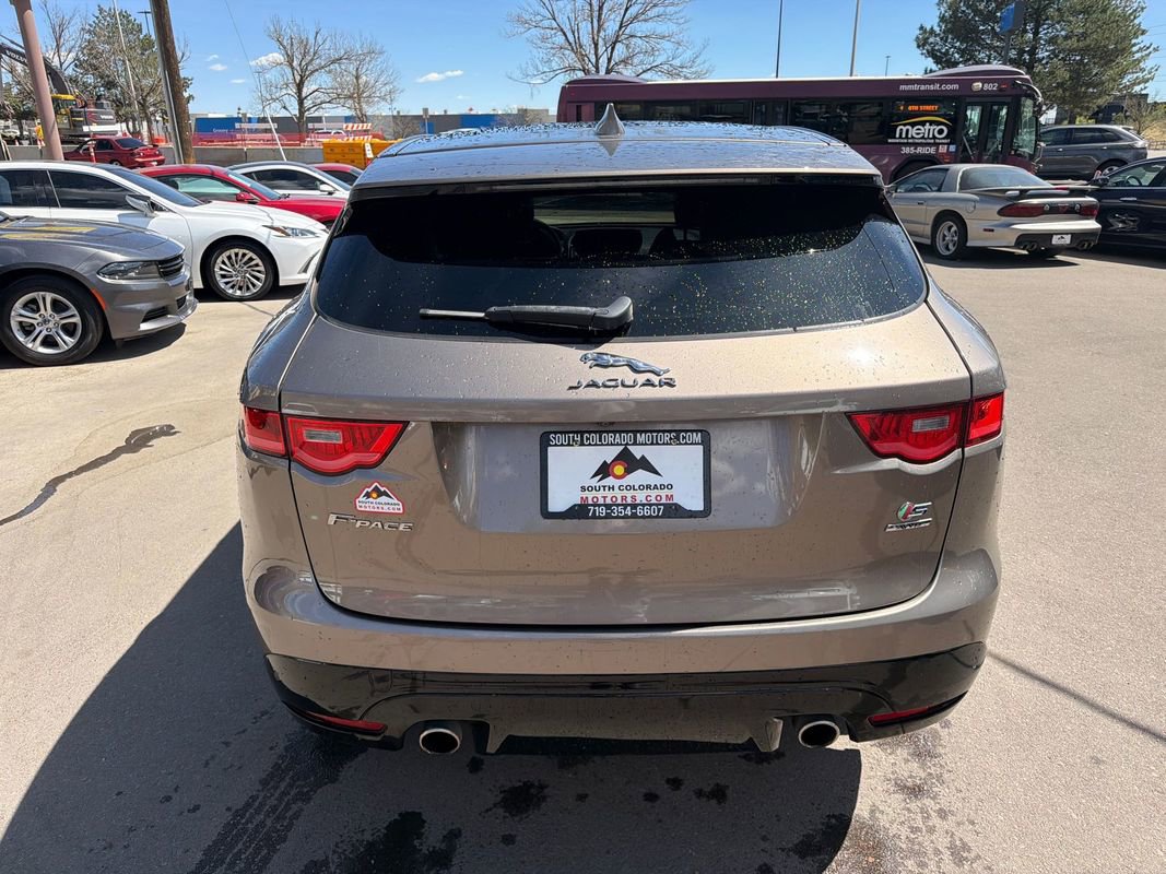 Used 2017 Jaguar F-PACE S AWD/4WD image 6