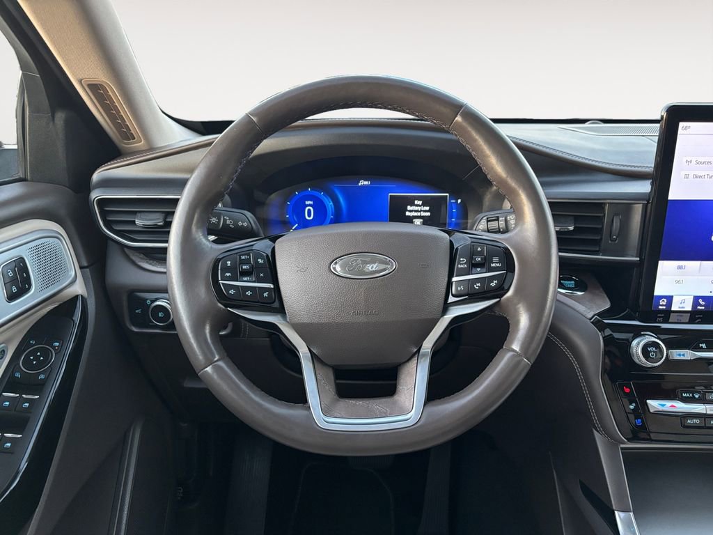 Used 2022 Ford Explorer Platinum w/ Equipment Group 601A image 15