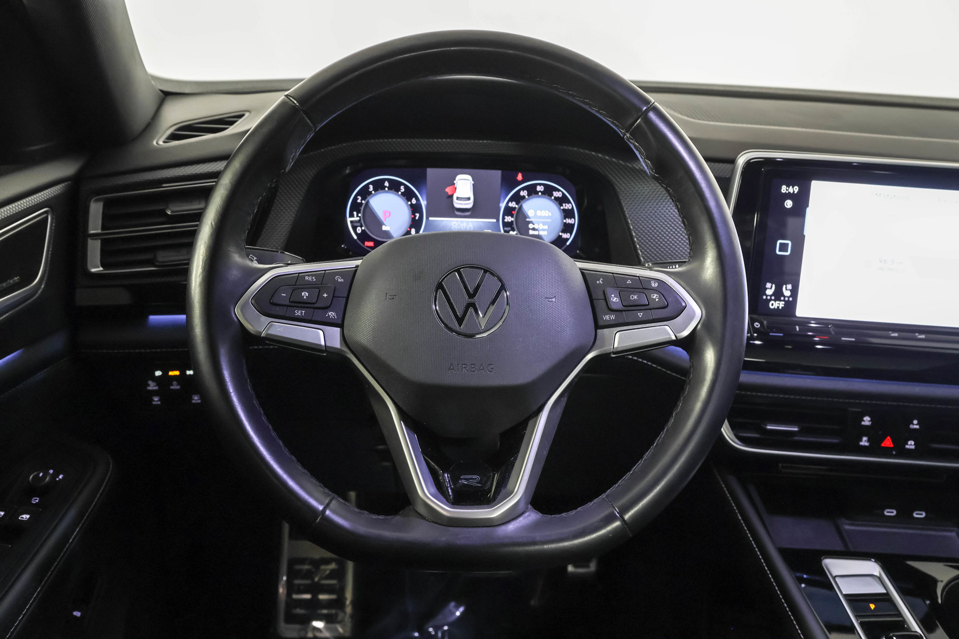 Used 2024 Volkswagen Atlas Cross Sport SEL Premium R-Line AWD/4WD image 24