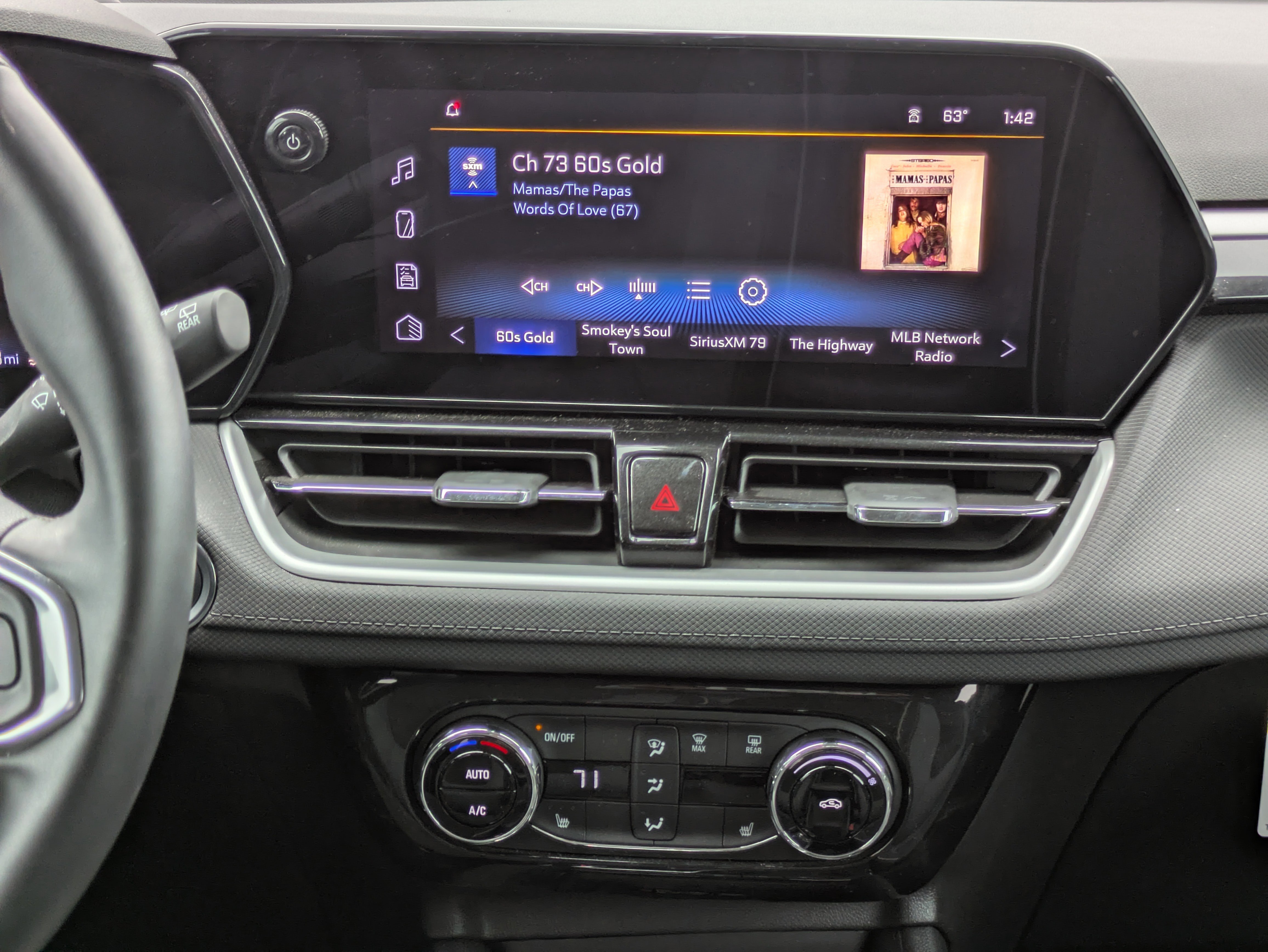 Used 2024 Chevrolet TrailBlazer LT w/ Convenience Package image 5