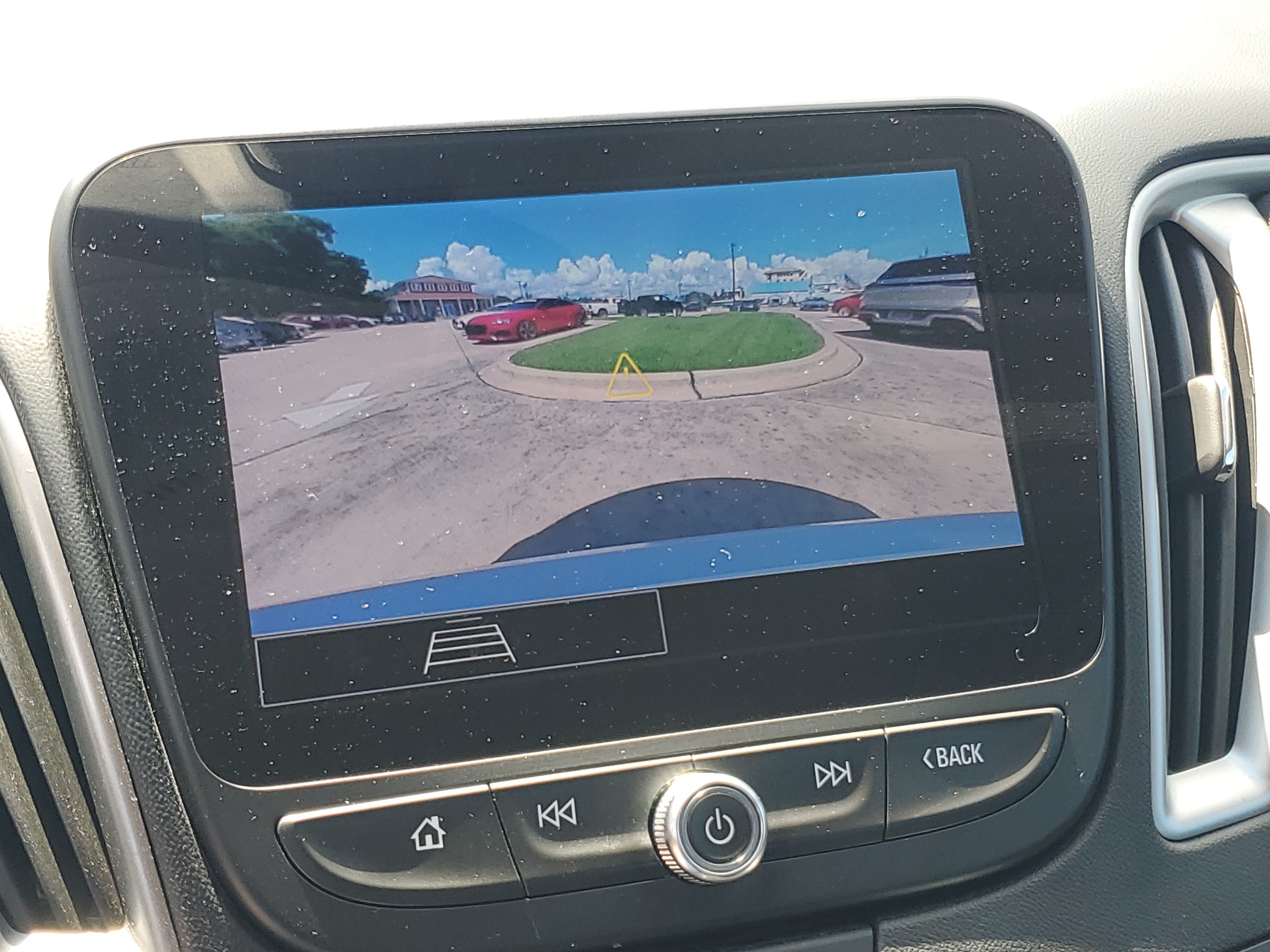 Used 2025 Chevrolet Malibu LT FWD image 21