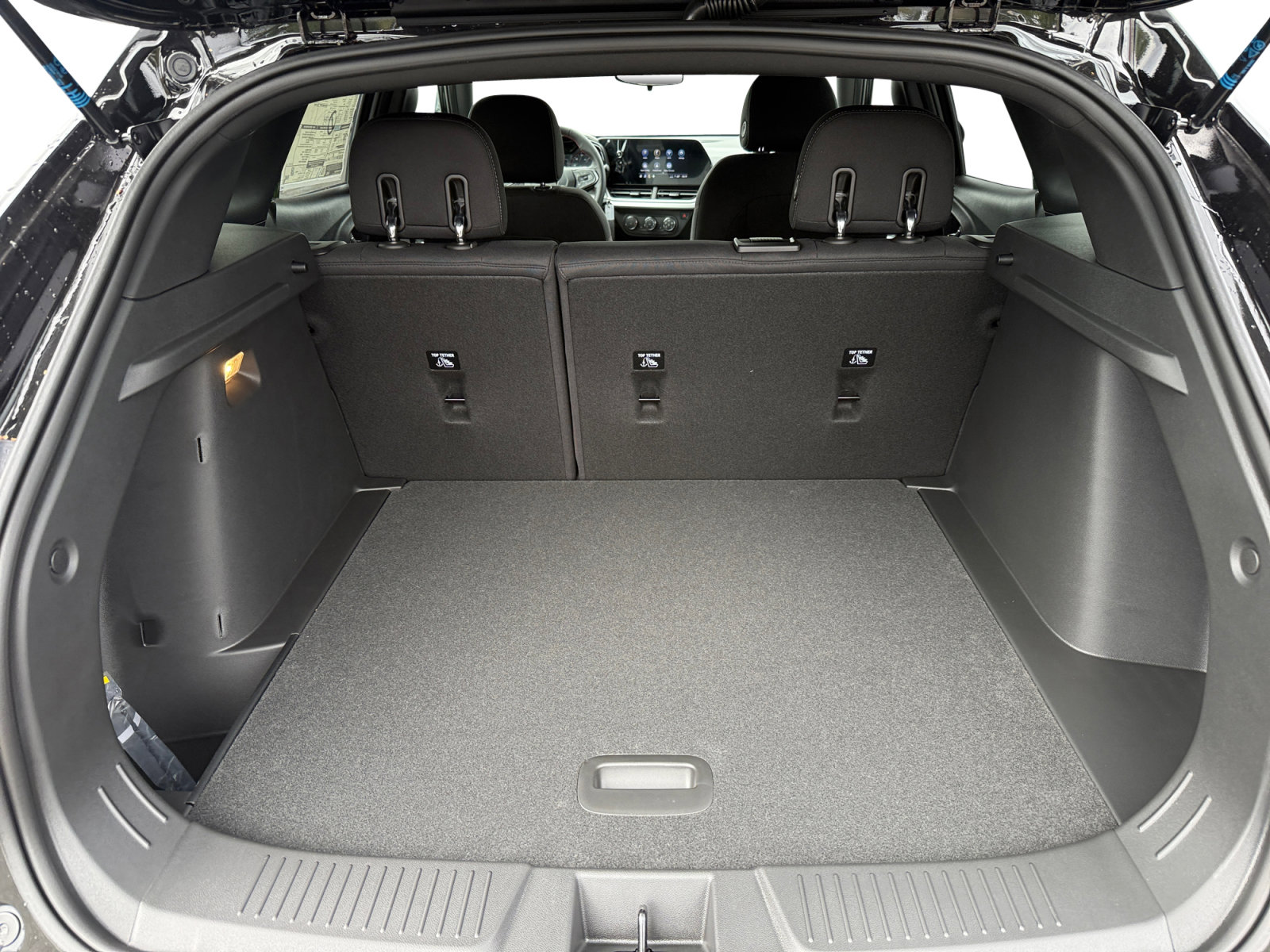 New 2026 Chevrolet Trax RS w/ Driver Confidence Package image 17