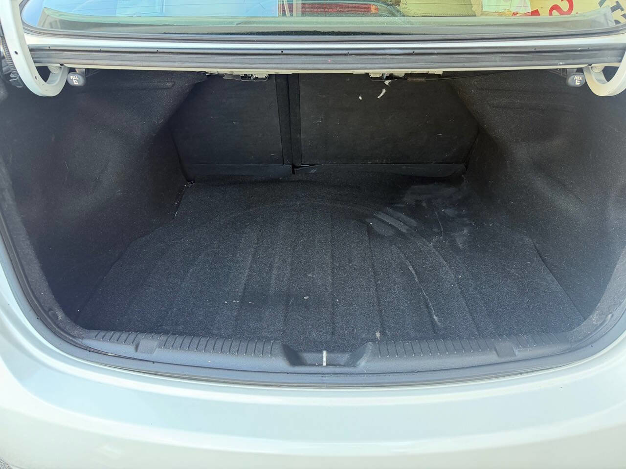 Used 2012 Hyundai Elantra Limited FWD image 32