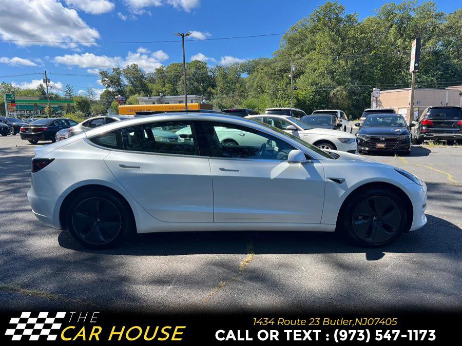 Used 2019 Tesla Model 3 Standard Range Plus image 9