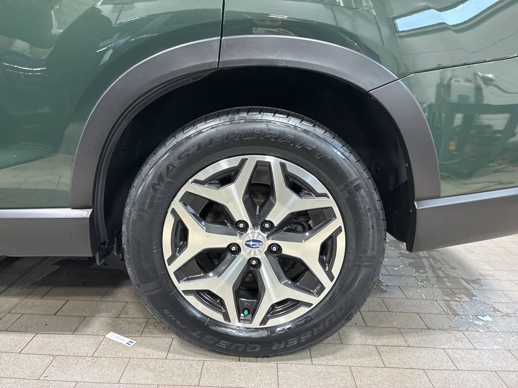 Certified 2023 Subaru Forester Premium image 14