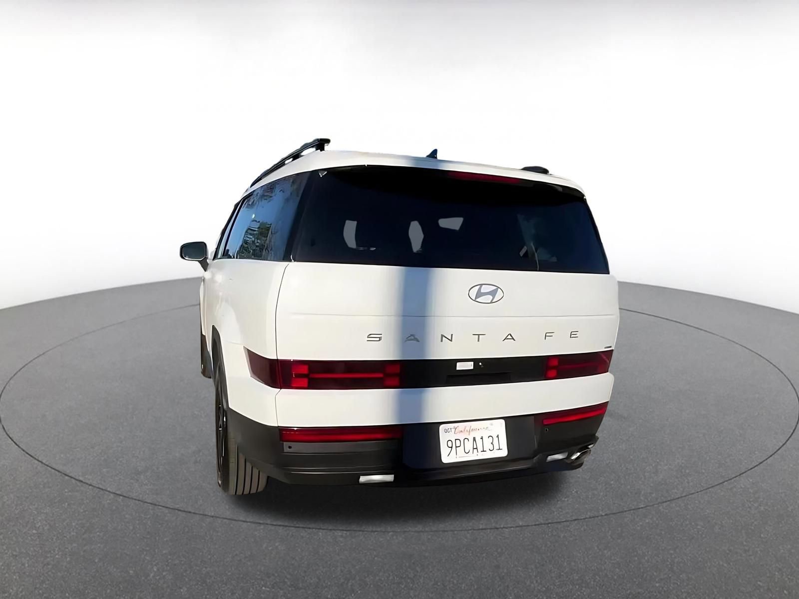 Used 2025 Hyundai Santa Fe SEL image 11
