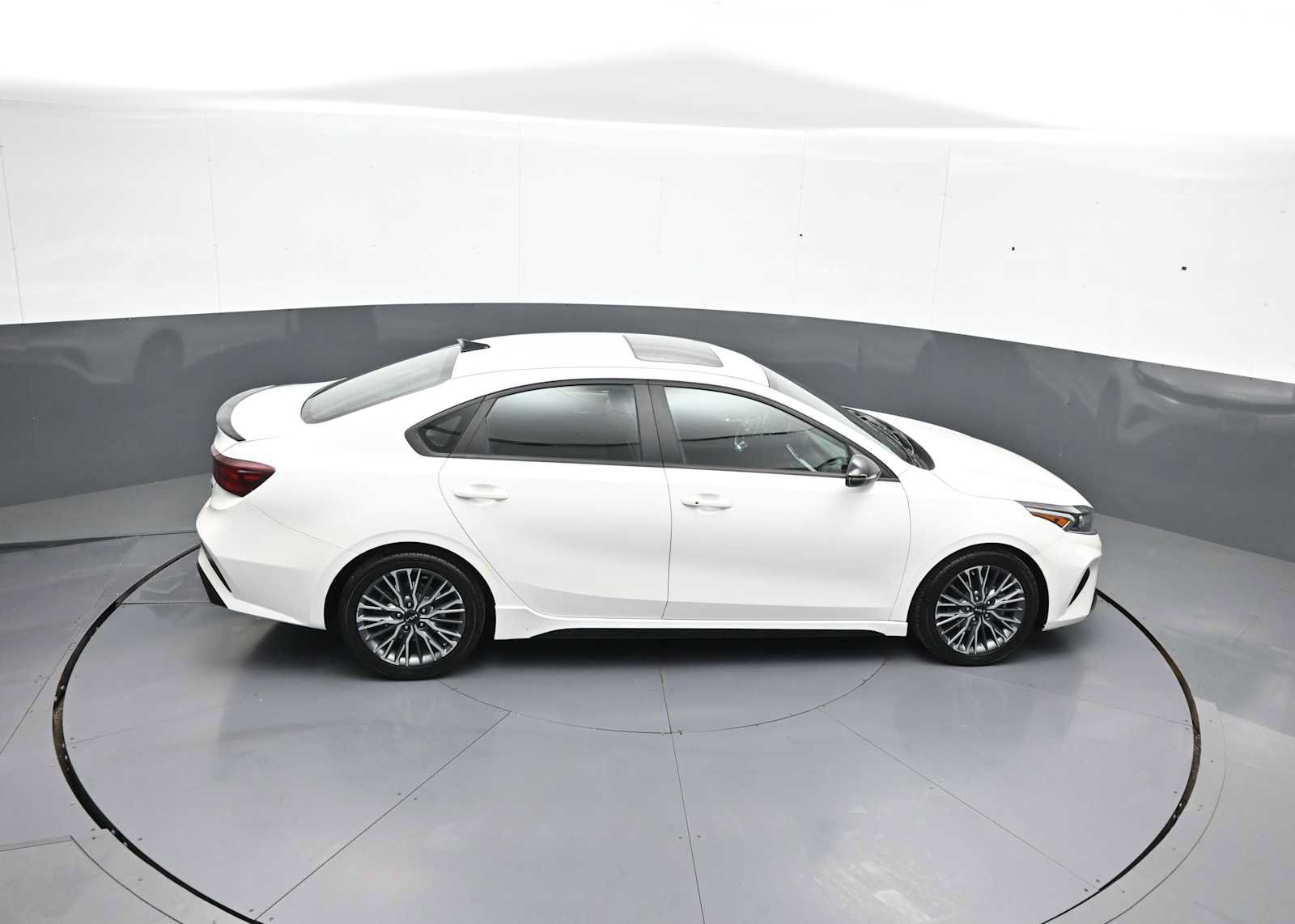 Used 2023 Kia Forte GT-Line w/ GT-Line Premium Package FWD image 27