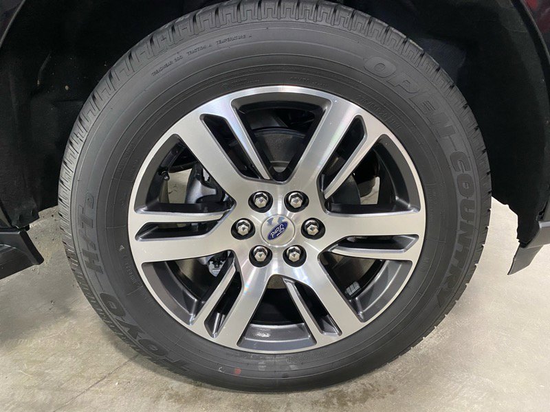 Used 2024 Ford Expedition Max Limited image 12