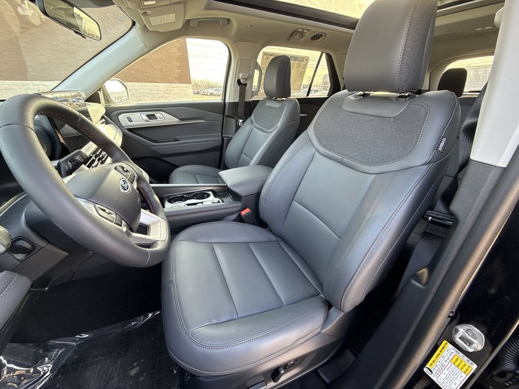 New 2026 Ford Explorer Active w/ Active Comfort Package AWD/4WD image 13