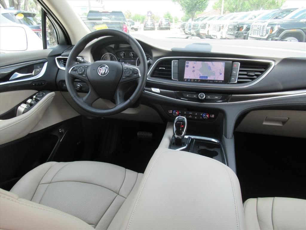 Used 2020 Buick Enclave Premium w/ Sun and Sites Package FWD image 13