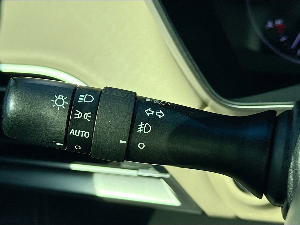 Used 2021 Subaru Outback Limited image 14