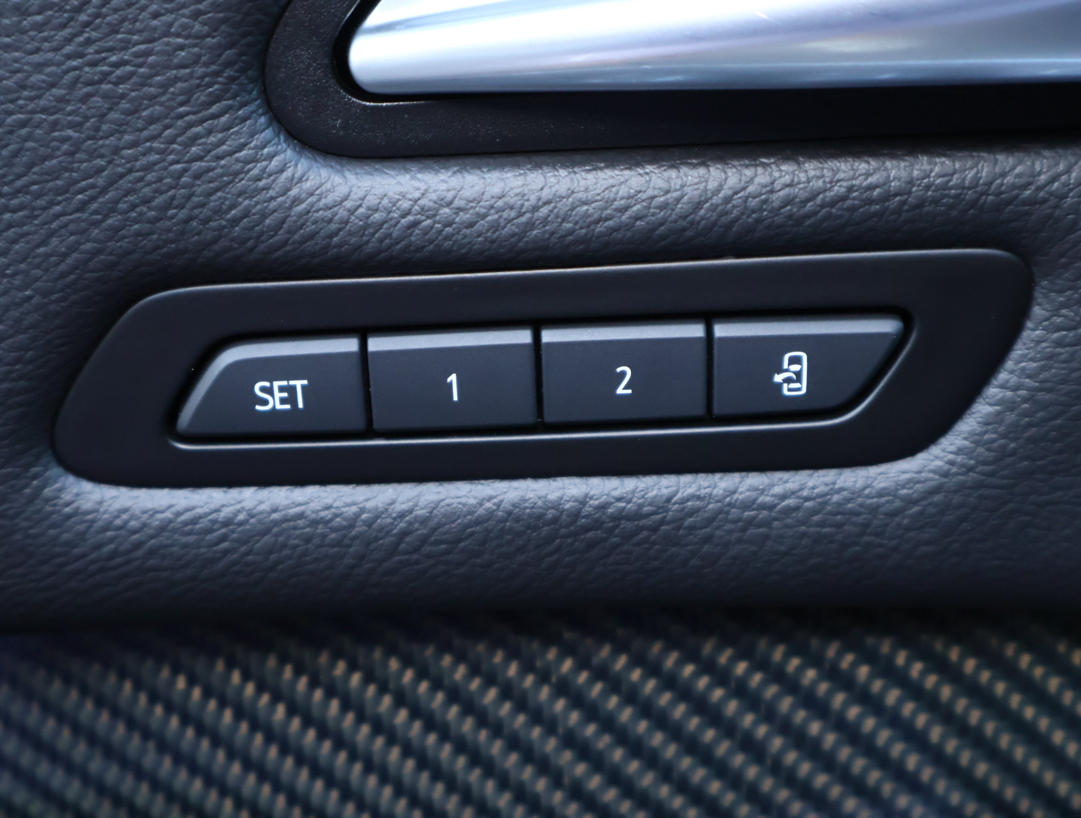Used 2023 Cadillac XT4 Sport FWD image 9