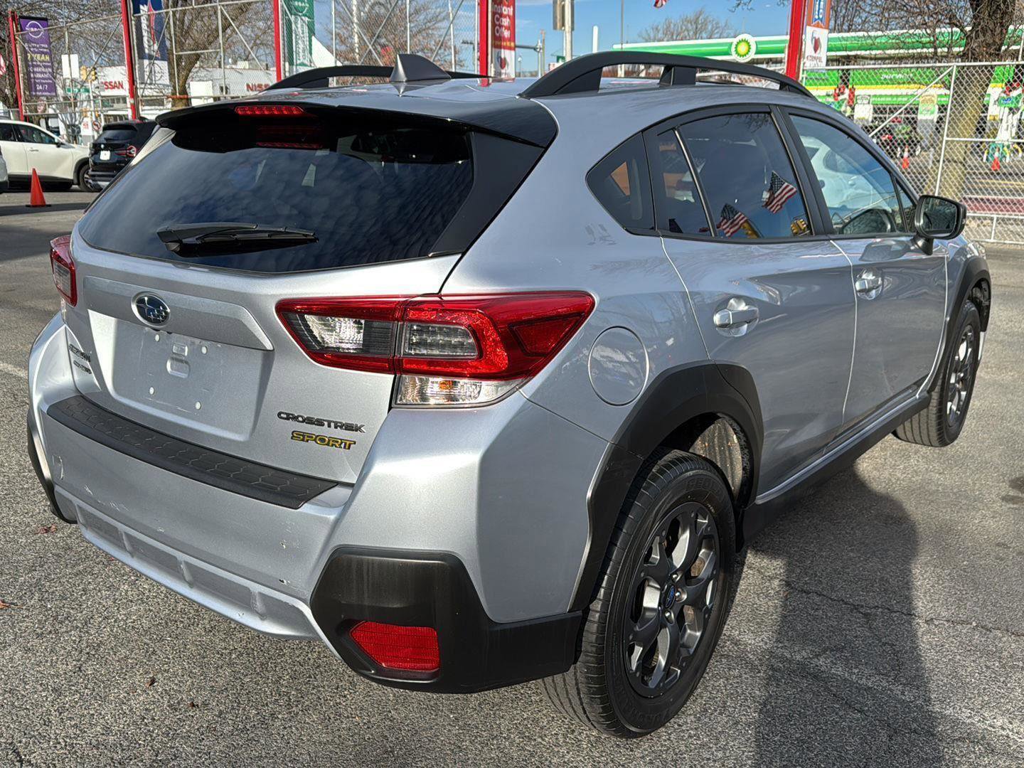 Used 2022 Subaru Crosstrek 2.5i Sport w/ Moonroof Package image 8