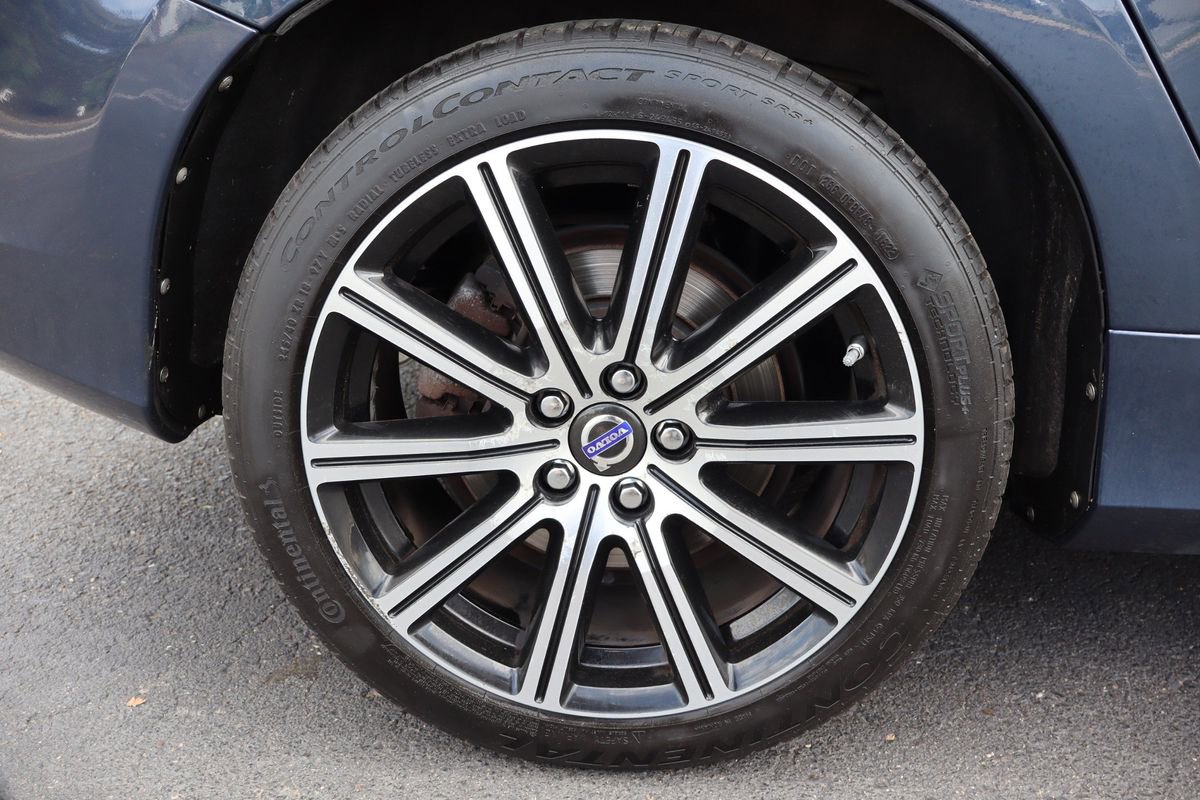 Used 2015 Volvo V60 T5 Premier Plus AWD/4WD image 44