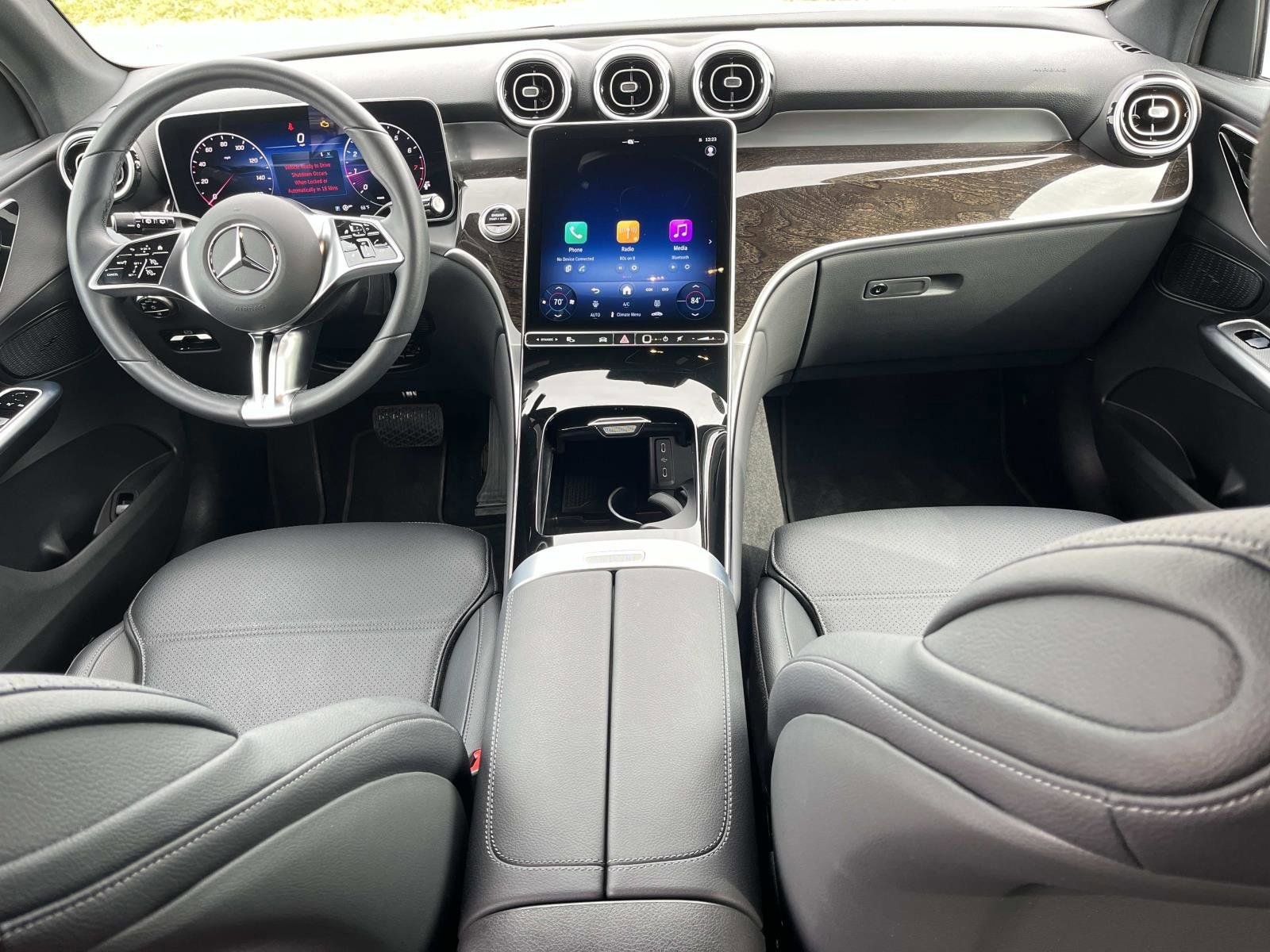 Certified 2025 Mercedes-Benz GLC 300 image 12