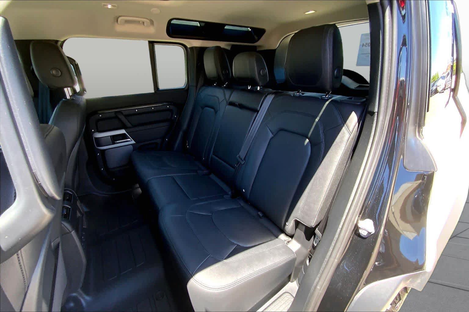 Used 2024 Land Rover Defender 110 S AWD/4WD image 20