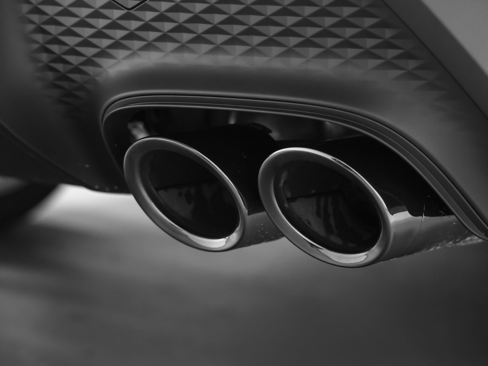 Certified 2026 Porsche Macan AWD/4WD image 18