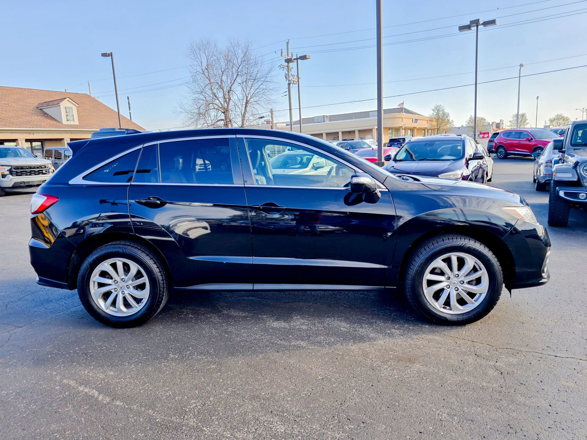 Used 2017 Acura RDX AWD image 16