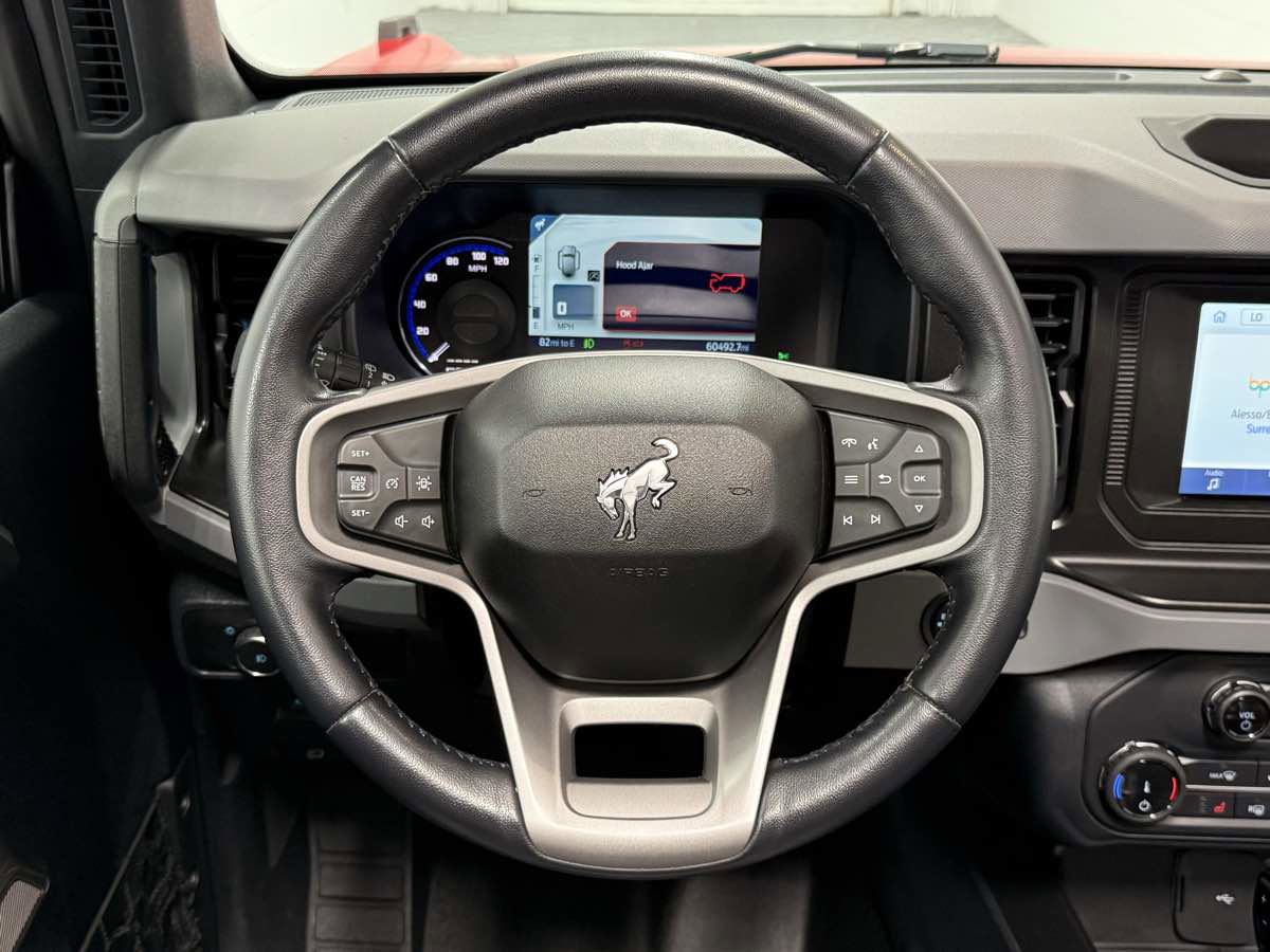 Used 2022 Ford Bronco Black Diamond image 19