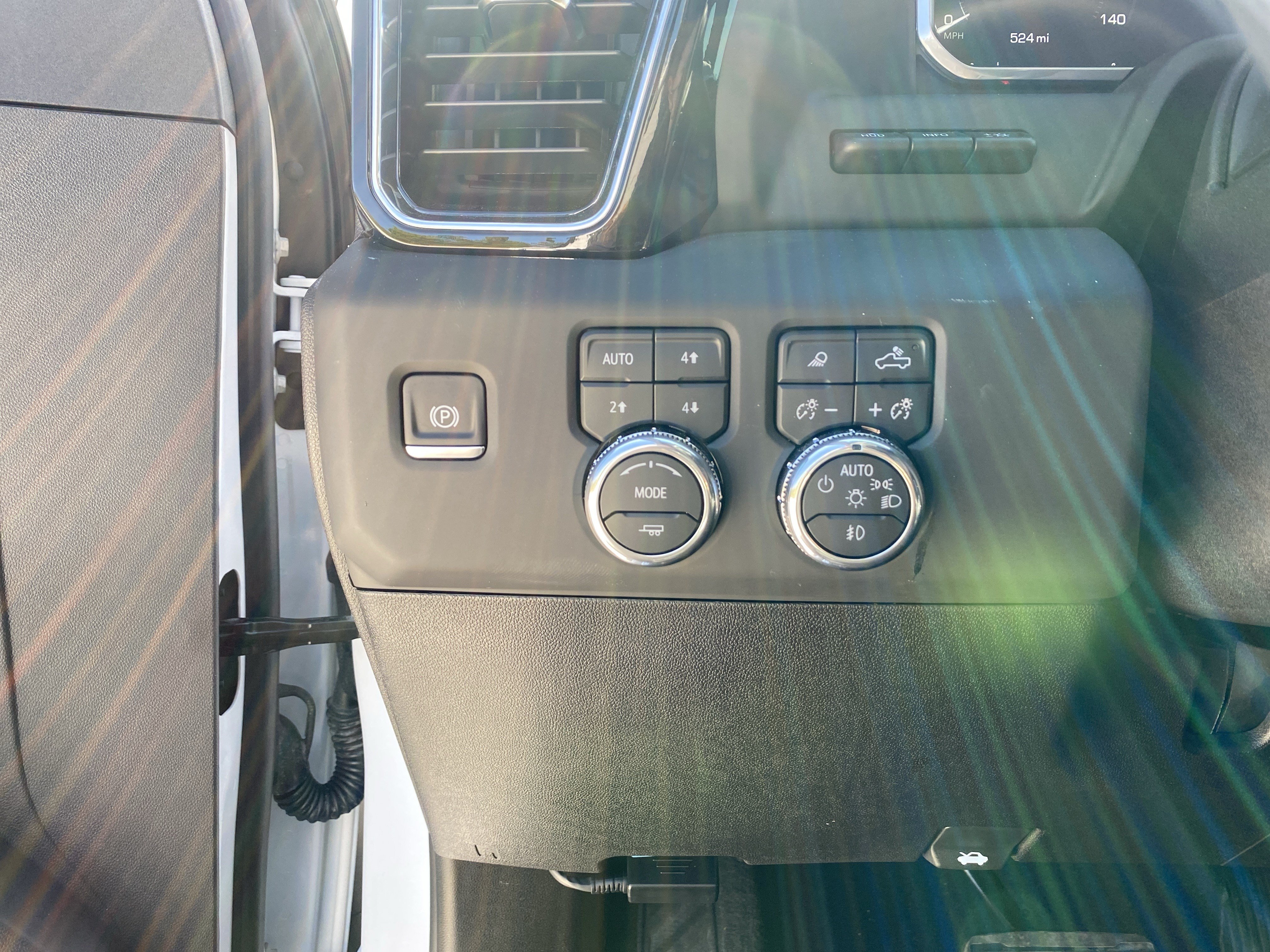 Used 2026 GMC Sierra 3500 Denali w/ Denali Reserve Package AWD/4WD image 27