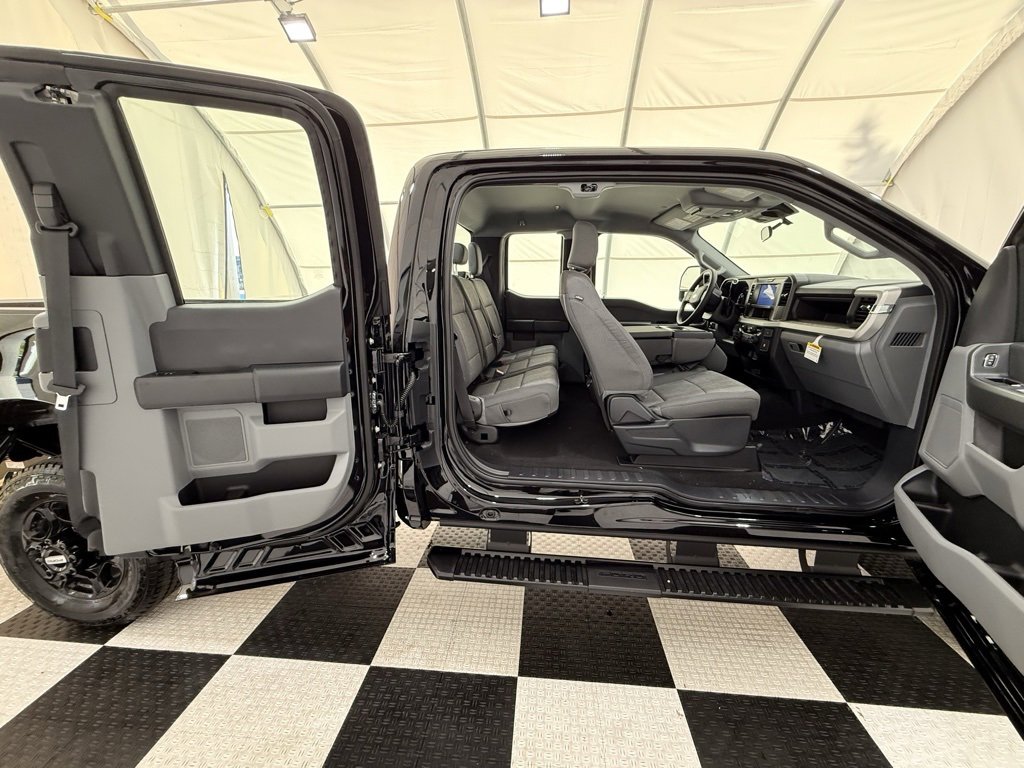 New 2026 Ford F350 4x4 SuperCab Super Duty image 22