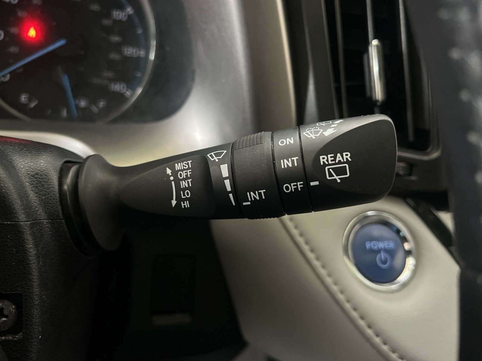 Used 2017 Toyota RAV4 Limited w/ Advanced Technology Package AWD/4WD image 33