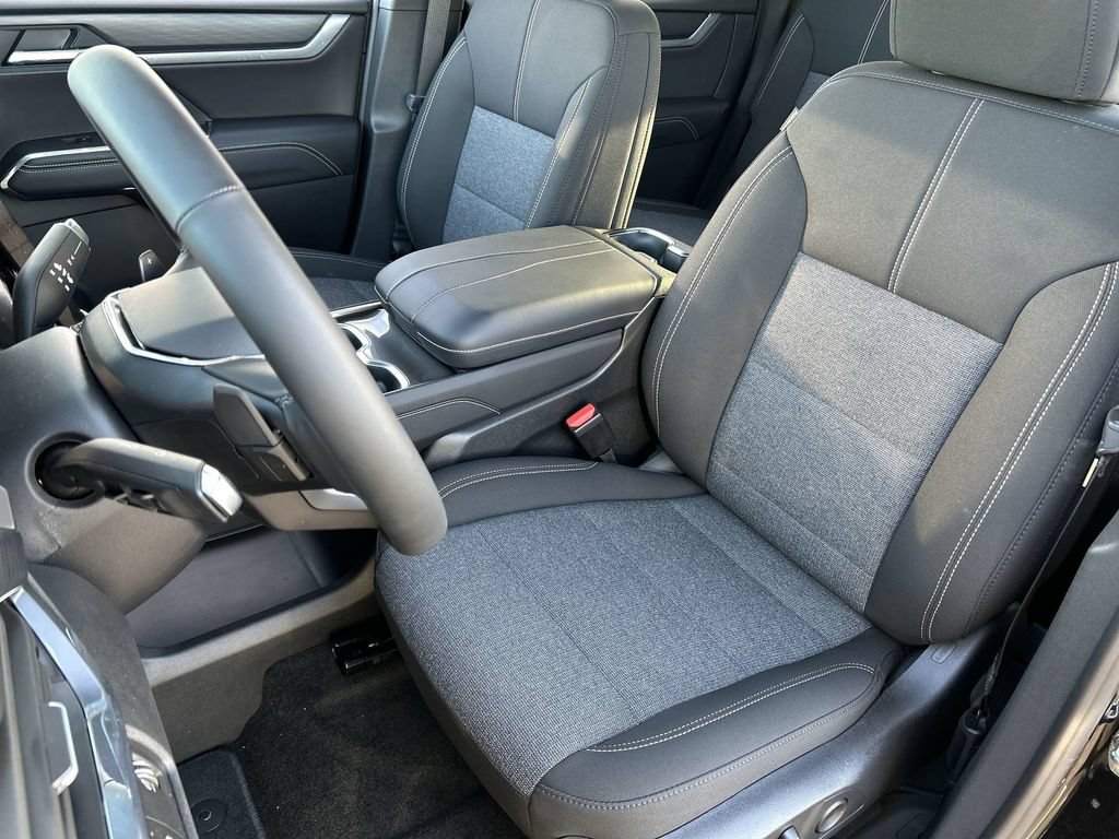 New 2026 GMC Acadia Elevation FWD image 19