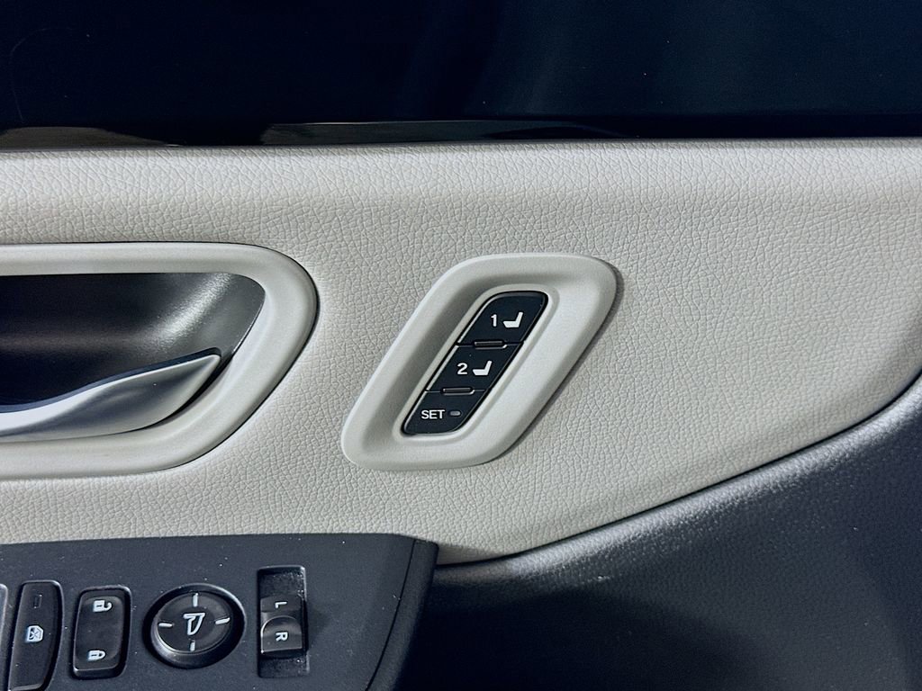 Used 2024 Honda Pilot EX-L image 22