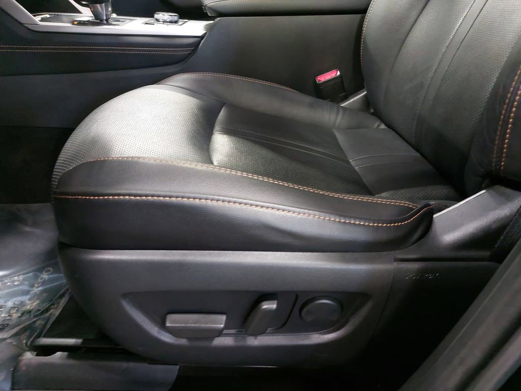 Used 2025 MAZDA CX-90 3.3 Turbo w/ Preferred Package image 31